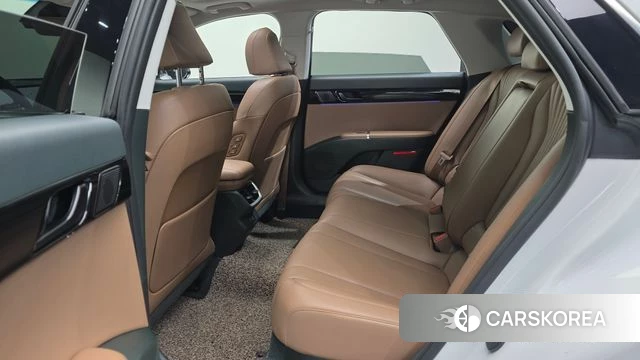 Hyundai Grandeur (GN7) id 4853952 из Кореи 18
