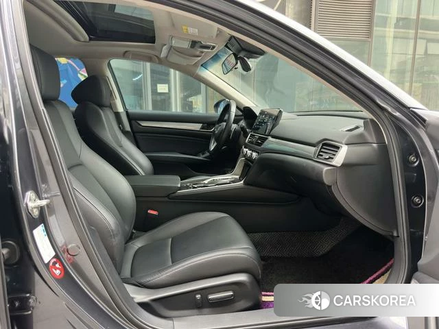 Honda Accord id 4348783 из Китая 18