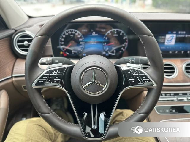 Mercedes-Benz E-class id 4393247 из Китая 18