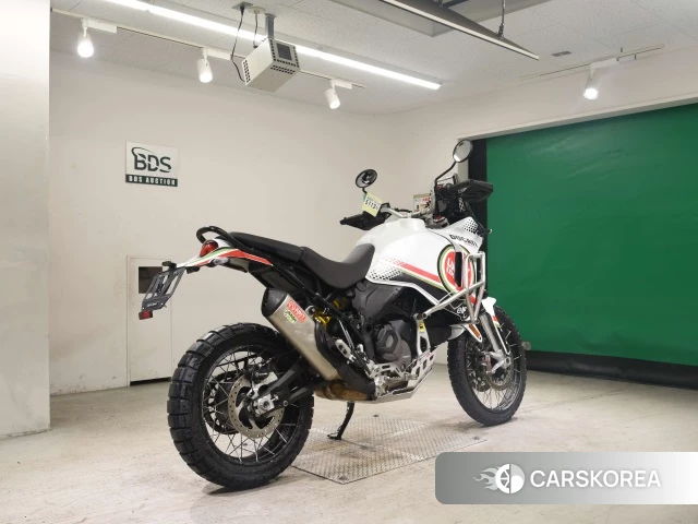 Проданный Ducati DESERT X 2023 из Японии, фото 2