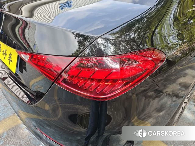 Mercedes-Benz Class C id 4274375 из Китая 18