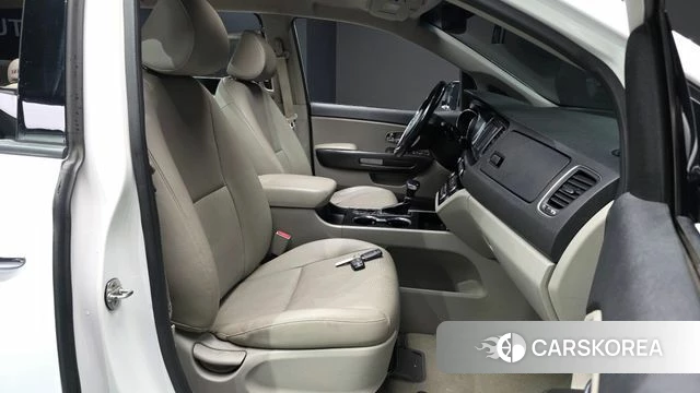 Kia The New Carnival id 4930950 из Кореи 18
