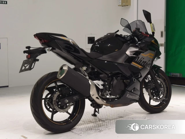 Проданный Kawasaki NINJA 400 2019 из Японии, фото 2