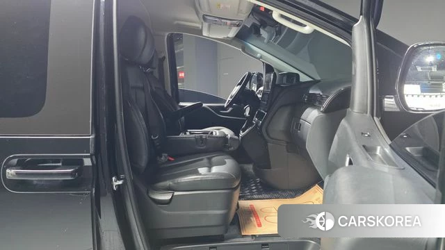 Hyundai Staria id 4354383 из Кореи 18