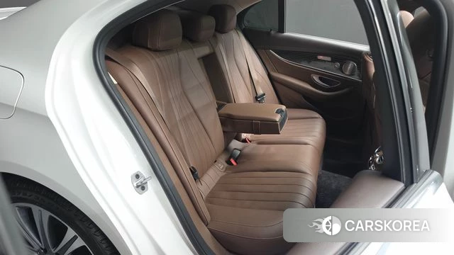 Mercedes-Benz E-Class W213 id 4232362 из Кореи 18