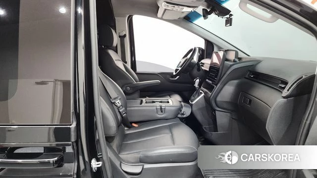 Hyundai Staria id 4194605 из Кореи 18