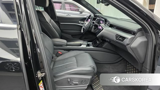 Audi e-Tron id 4593261 из Кореи 18