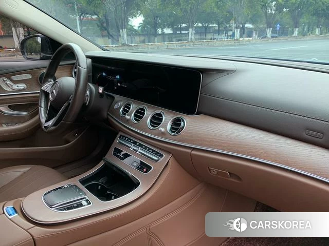 Mercedes-Benz E-class PHEV id 4261074 из Китая 18