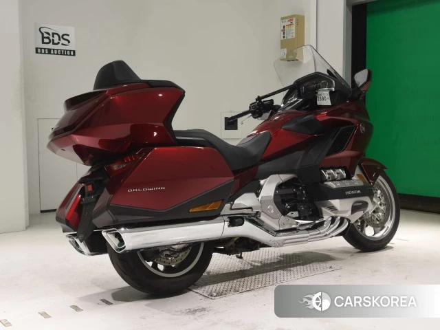 Проданный Honda GL1800 TOUR 2019 из Японии, фото 2