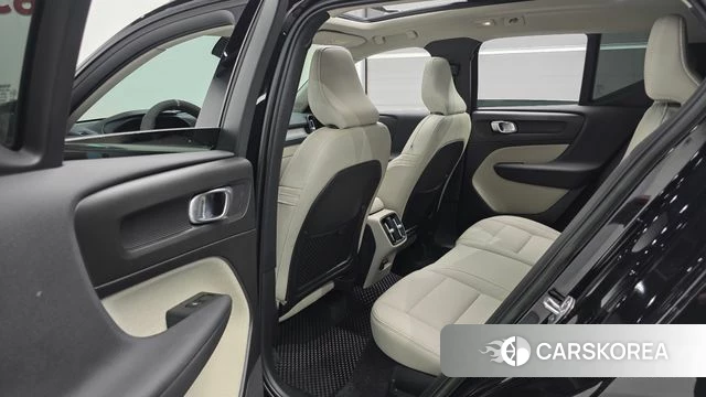 Volvo XC40 id 4524125 из Кореи 18