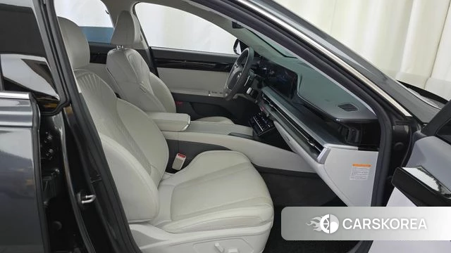 Hyundai Grandeur Hybrid (GN7) id 4500035 из Кореи 18