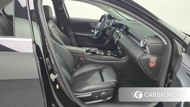Mercedes-Benz A-Class W177 id 4727513 из Кореи 18