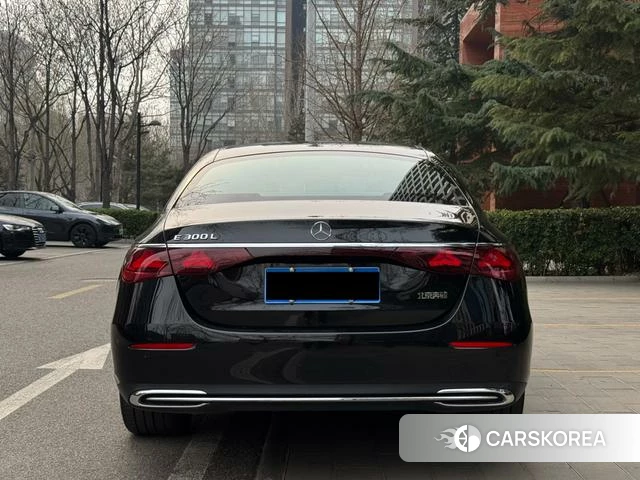 Mercedes-Benz E-class id 4256534 из Китая 18