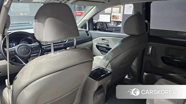 Kia The New Carnival id 4225778 из Кореи 18