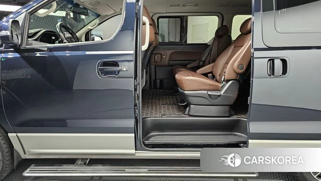 Hyundai The New Grand Starex id 4894914 из Кореи 18
