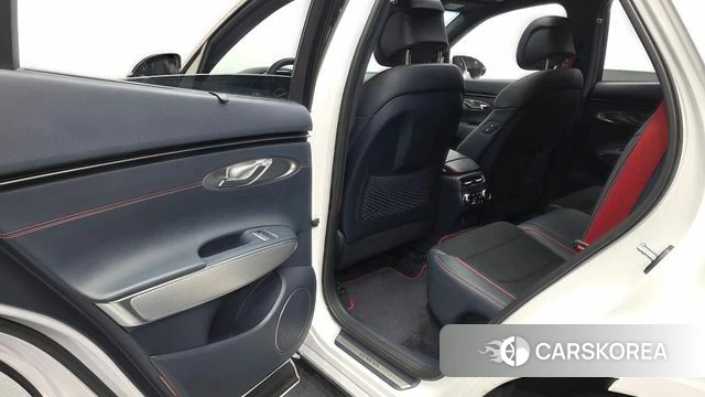 Genesis GV70 id 4350105 из Кореи 18