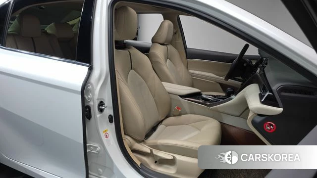 Toyota Camry (XV70) id 4557727 из Кореи 18