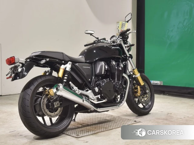 Проданный Honda CB1100RS 2017 из Японии, фото 2
