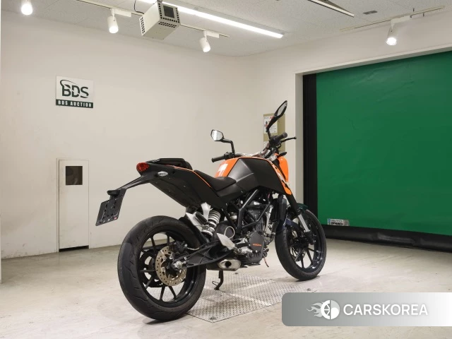 Проданный KTM 200 DUKE 2012 из Японии, фото 2