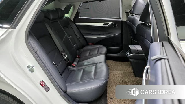 Hyundai The New Grandeur IG Hybrid id 4187452 из Кореи 18