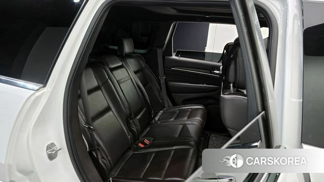 Jeep Grand Cherokee id 4416711 из Кореи 18
