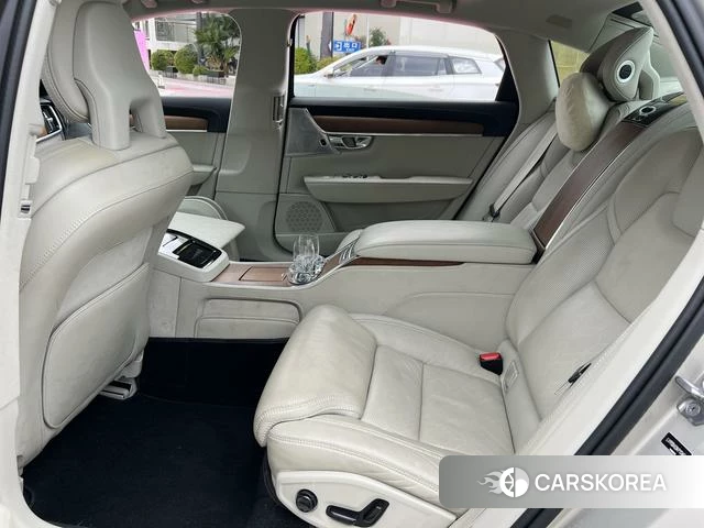 Volvo S90 PHEV id 4238848 из Китая 18