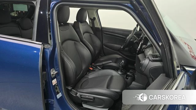 Mini Cooper D id 4626301 из Кореи 18