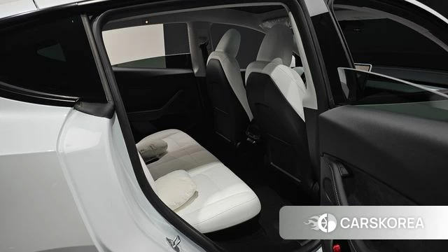 Tesla Model Y id 4194217 из Кореи 18
