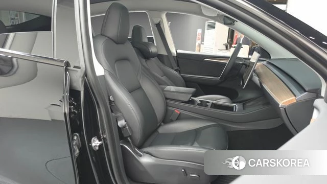Tesla Model Y id 4493835 из Кореи 18