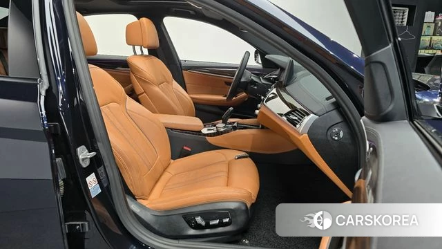 BMW 5 Series (G30) id 4785048 из Кореи 18