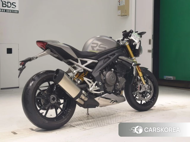 Проданный Triumph SPEED TRIPLE RS 2022 из Японии, фото 2