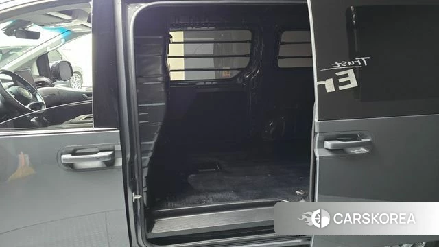 Hyundai Staria id 4194032 из Кореи 18