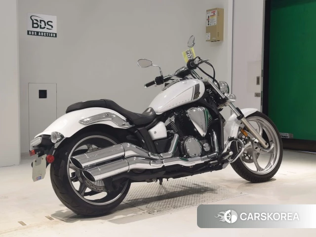 Проданный Yamaha XVS 1300 CA STRYKER 2013 из Японии