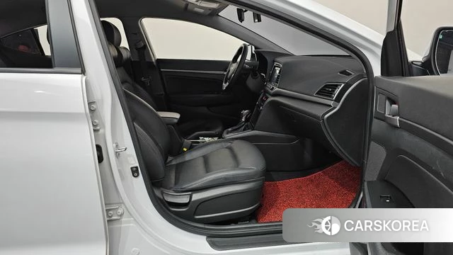 Hyundai Avante AD id 4345706 из Кореи 18