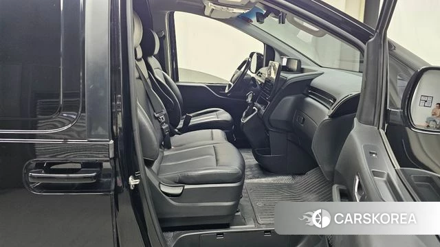 Hyundai Staria id 4688387 из Кореи 18