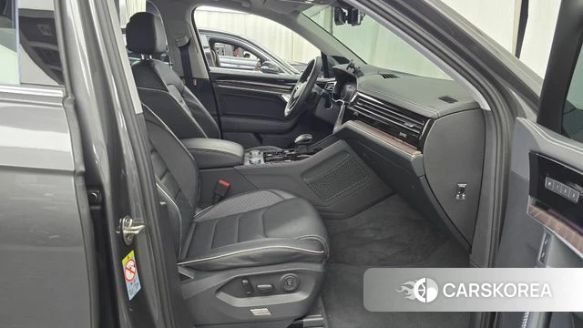 Volkswagen Touareg 3rd generation id 4474344 из Кореи 18
