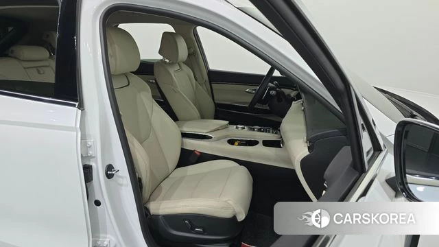 Genesis GV70 id 4784585 из Кореи 18