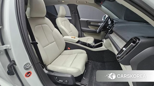 Volvo XC40 id 4847283 из Кореи 18