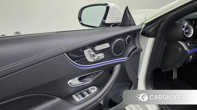 Mercedes-Benz E-Class W213 id 4446986 из Кореи 18