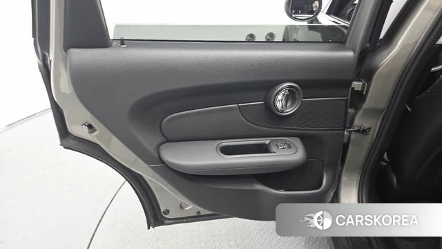 Mini Cooper D Clubman id 4625990 из Кореи 18