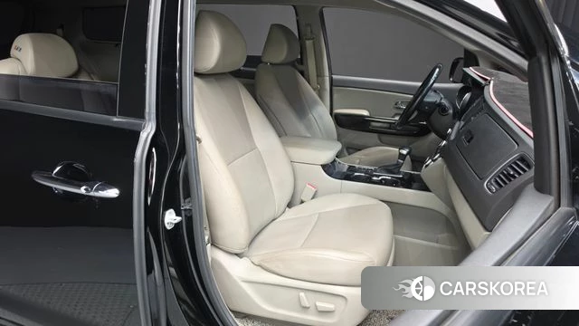 Kia The New Carnival id 4693707 из Кореи 18