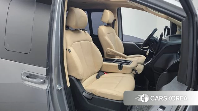 Hyundai Staria id 4579483 из Кореи 18