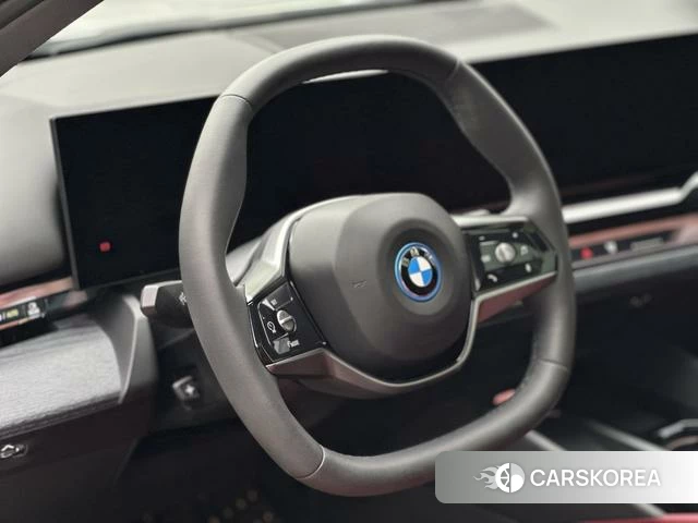 BMW i5 id 4275940 из Китая 18