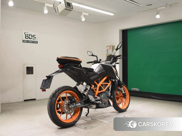 Проданный KTM 390 DUKE 2015 из Японии, фото 2