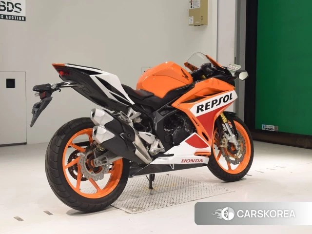 Проданный Honda CBR250RR ABS 2017 из Японии, фото 2