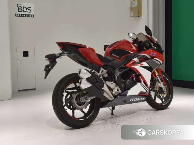 Проданный Honda CBR250RR ABS id 4176412 из Японии, фото 2