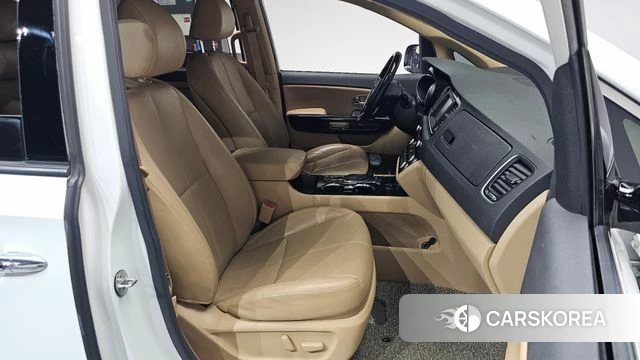 Kia The New Carnival id 4197041 из Кореи 18