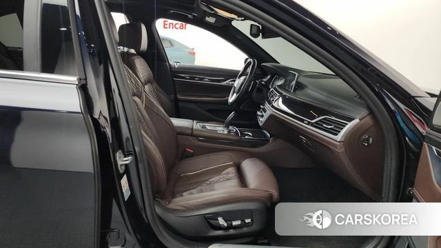 BMW 7 Series (G11) id 4310840 из Кореи 18