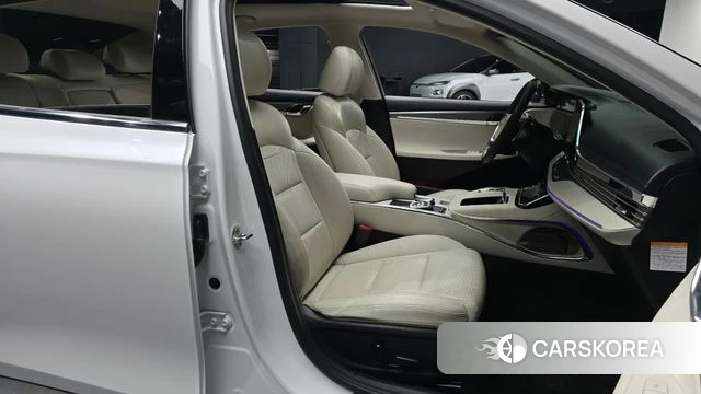 Hyundai The New Grandeur IG Hybrid id 4361338 из Кореи 18