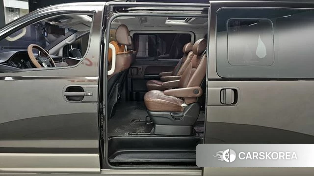 Hyundai The New Grand Starex id 4225716 из Кореи 18